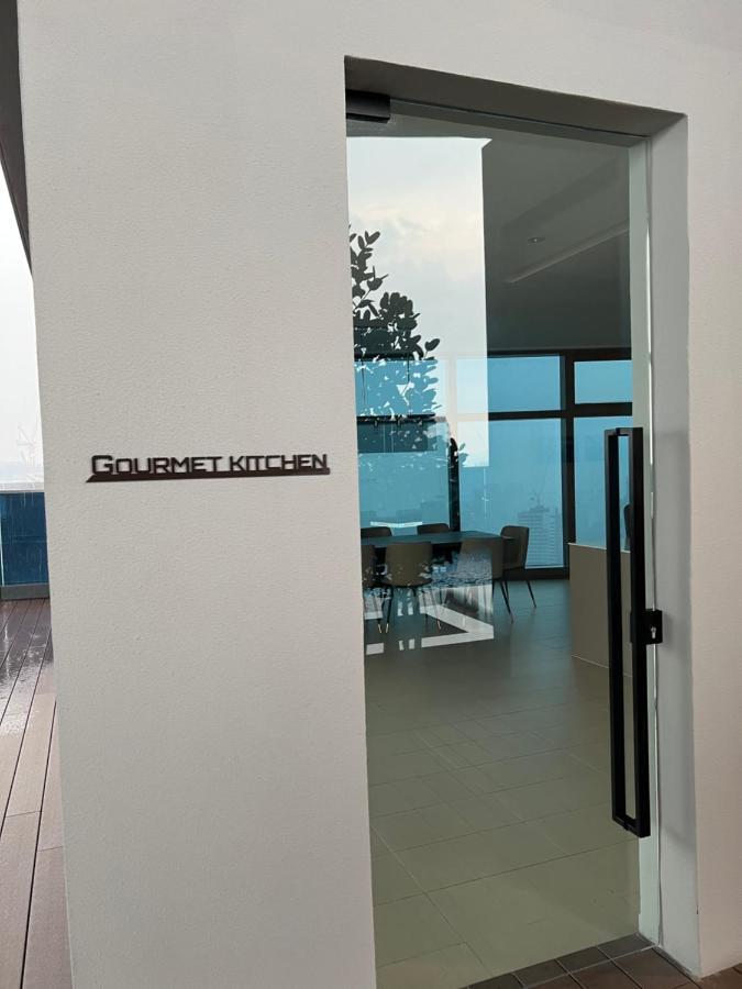 Crystal Suites At Eaton Klcc Kuala Lumpur Dış mekan fotoğraf