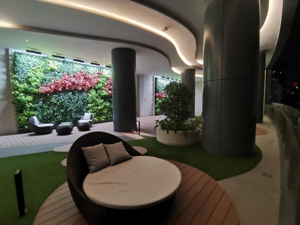 Crystal Suites At Eaton Klcc Kuala Lumpur Dış mekan fotoğraf